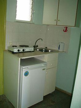 Anna Maria Studios And Apartments Мораїтика Екстер'єр фото